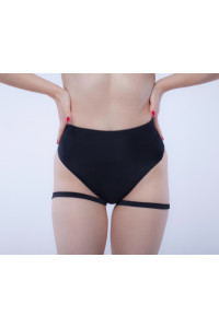 Шорты со стропами чёрные