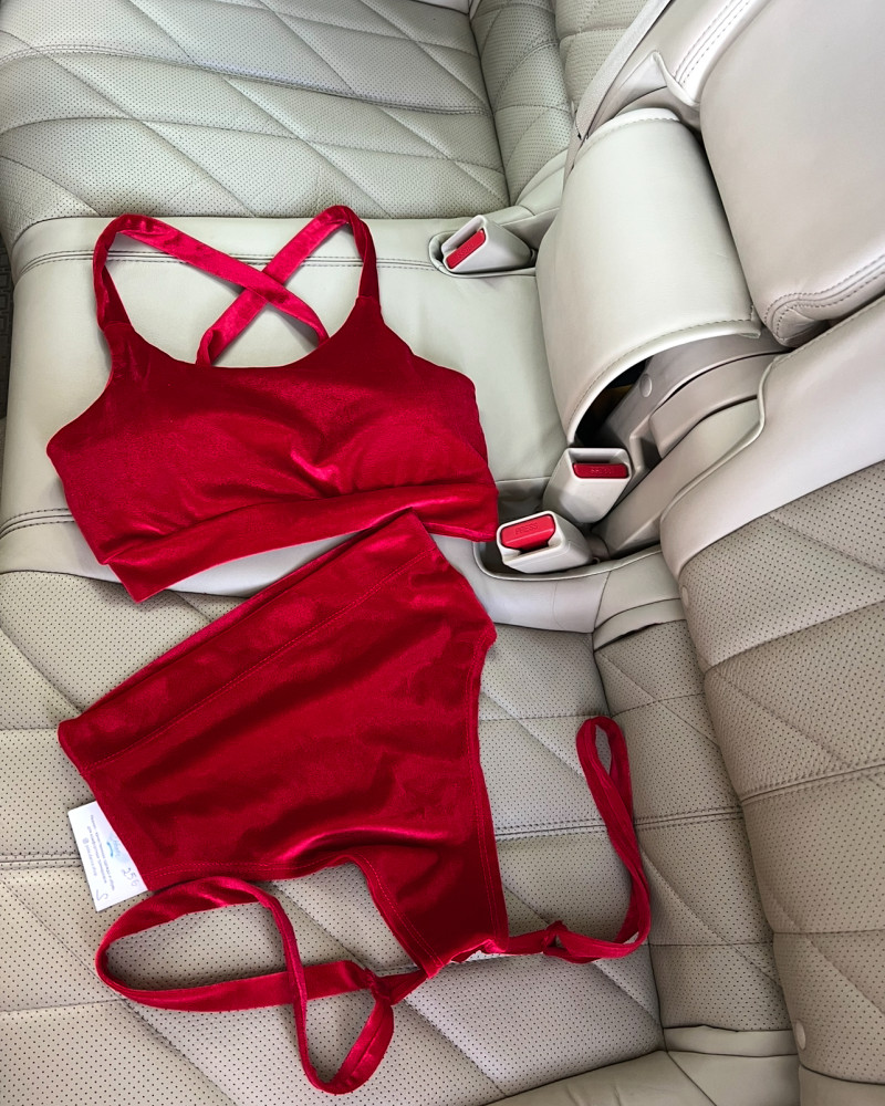 Топ классик для танцев Красный