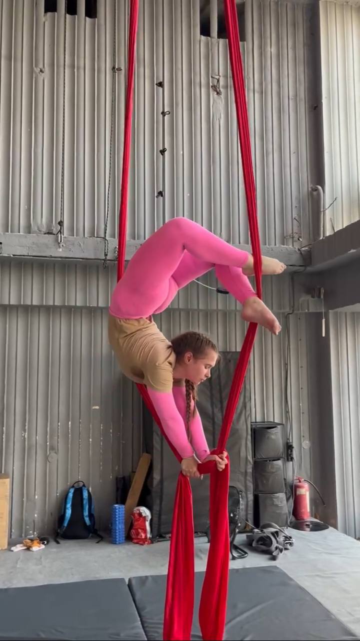 photo_5217864749423464452_y